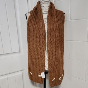 Francesca's Cozy Rib Knit Scarf in Camel With Bow Accents